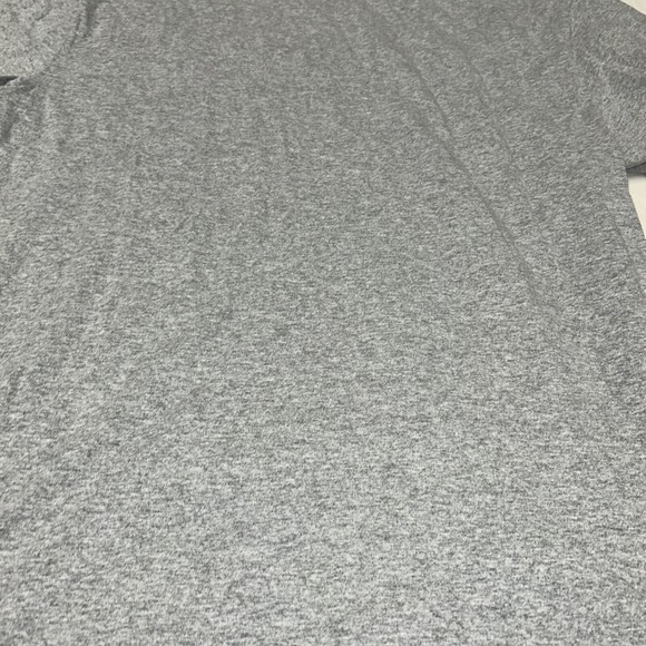 Carhartt Loose Fit Medium Shirt Men's Barely Worn - Picture 8 of 8